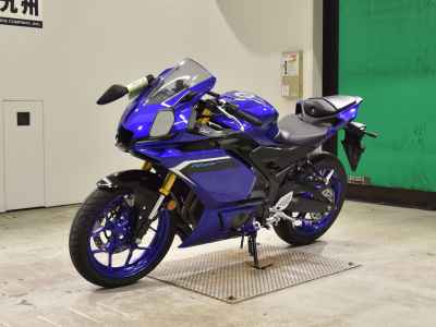 Yamaha YZF-R25 2025
