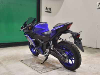 Yamaha YZF-R25 2025