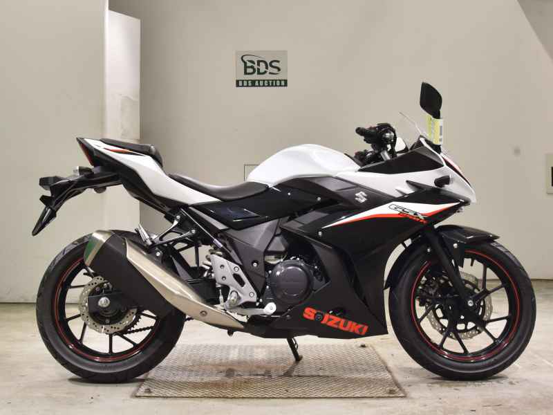 Suzuki GSX250R