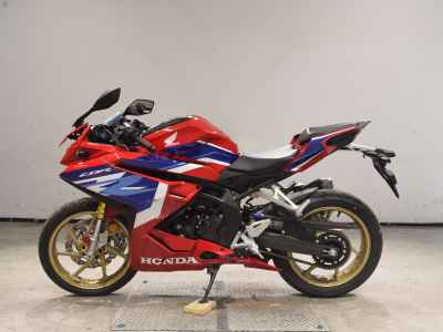 Honda CBR250RR 2023