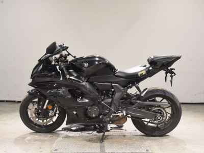 Yamaha YZF-R7 2023