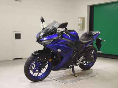Yamaha YZF-R25 2018