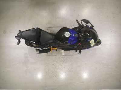 Yamaha YZF-R3 2022