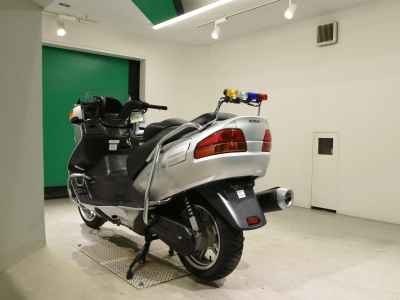 Suzuki Skywave 650