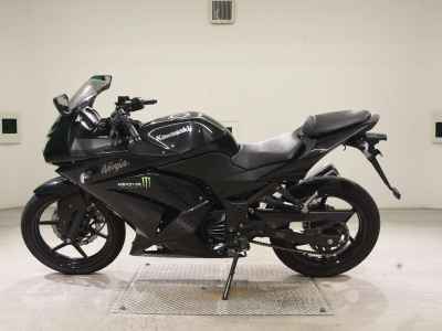 Kawasaki Ninja 250R 2012