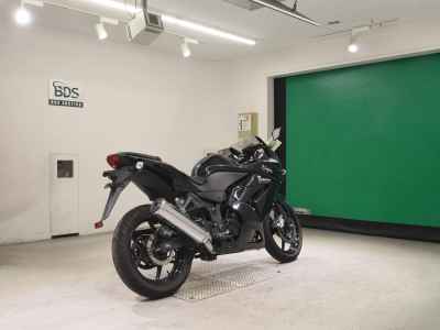 Kawasaki Ninja 250R 2012