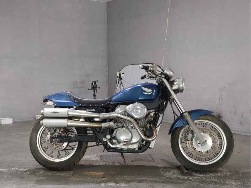 Honda VRX400 Roadster 1995