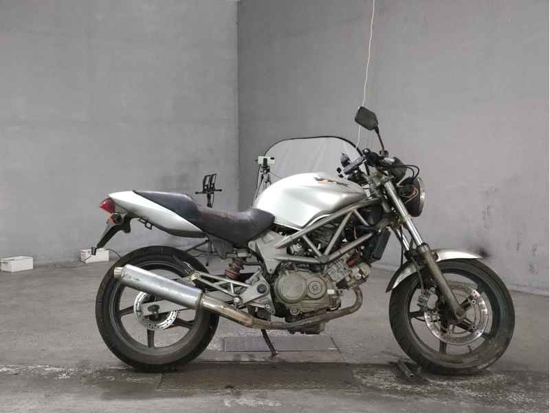 Honda VTR250 1998