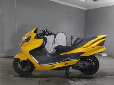 Suzuki Skywave 250M
