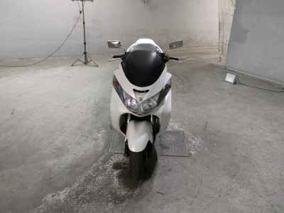 Suzuki Skywave 250S