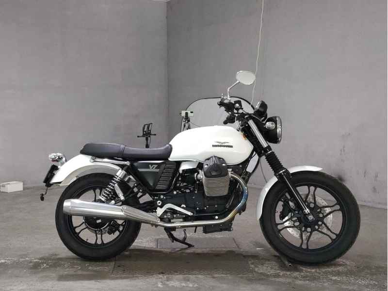 Moto Guzzi V7 Stone 2014