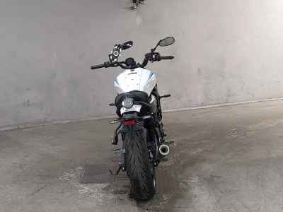 Yamaha XSR700 2024