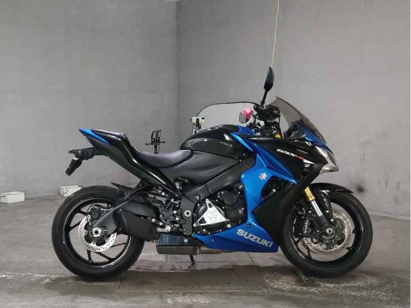 Suzuki GSX-S1000F 2017