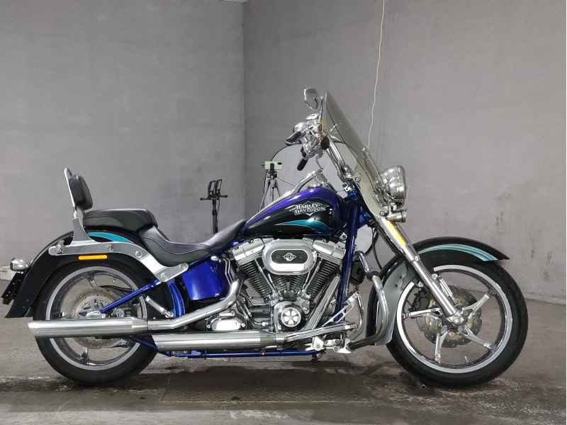 Harley-Davidson CONVERTIBLE FLSTSE1800 2011