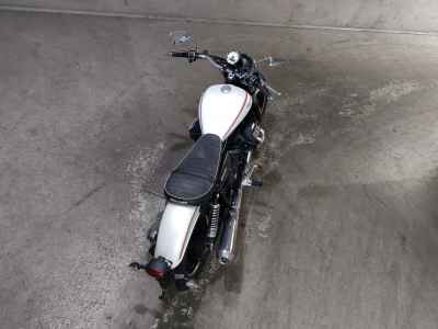 Moto Guzzi V9 BOBBER 2017
