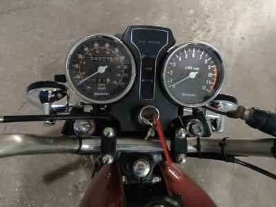 Suzuki GS425 2012