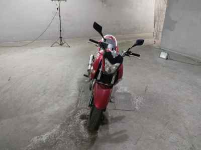 Suzuki GSR250