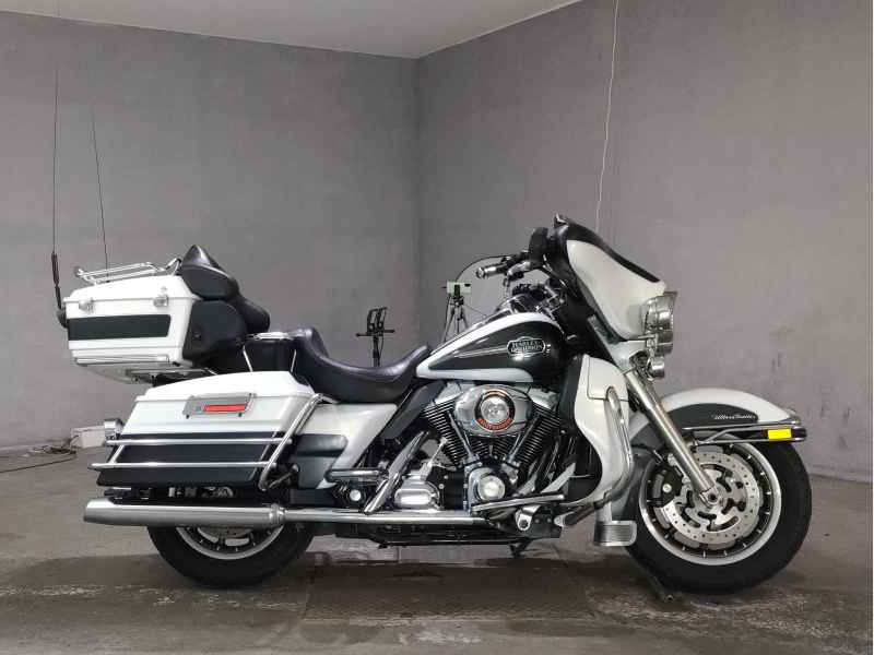 Harley-Davidson FLHTCU1580 2007