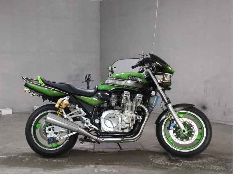 Yamaha XJR1300 2001