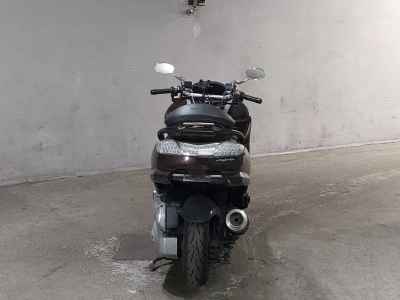 Yamaha Majesty 250