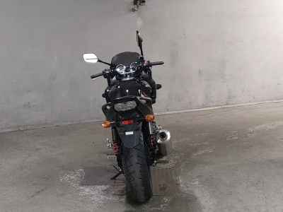 Honda CB400SFV 2016