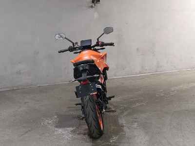 KTM 390 Duke 2024