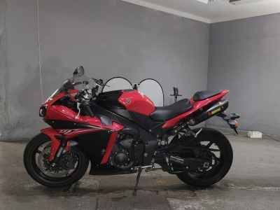 Yamaha YZF-R1 2013