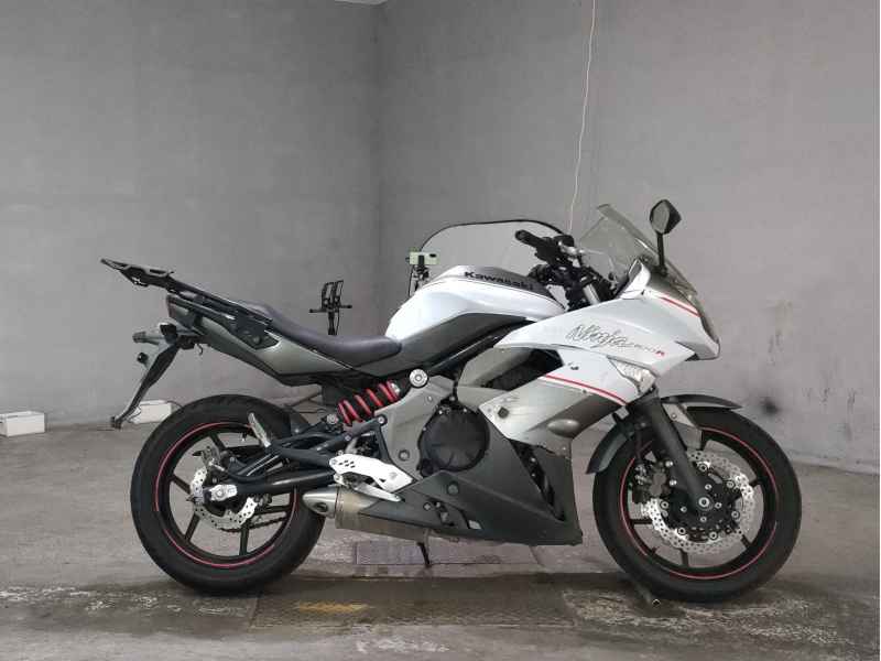 Kawasaki Ninja 400R 2013