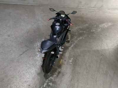 Yamaha YZF-R25 2021