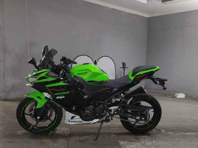 Kawasaki Ninja 400 2022