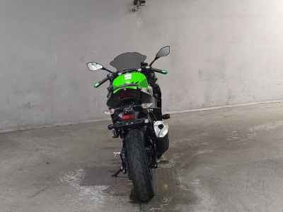 Kawasaki Ninja 400 2022