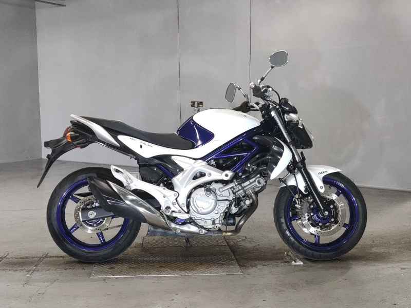 Suzuki Gladius SFV400