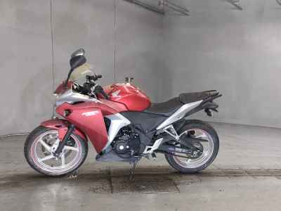 Honda CBR250R 2011