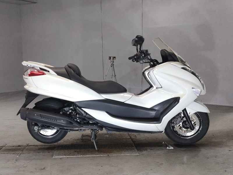 Yamaha Majesty 250