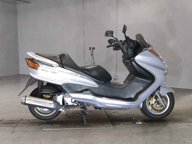Yamaha Majesty 250