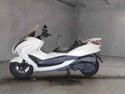 Yamaha Majesty 250