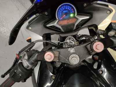 Honda CBR250R 2011