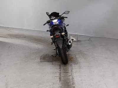 Yamaha YZF-R25 2015