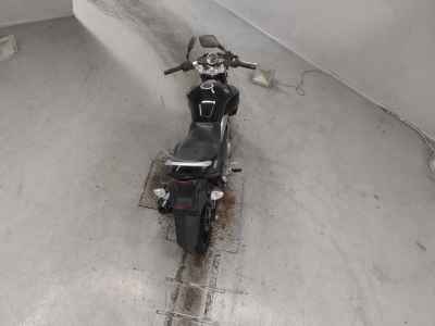 Suzuki GSR250
