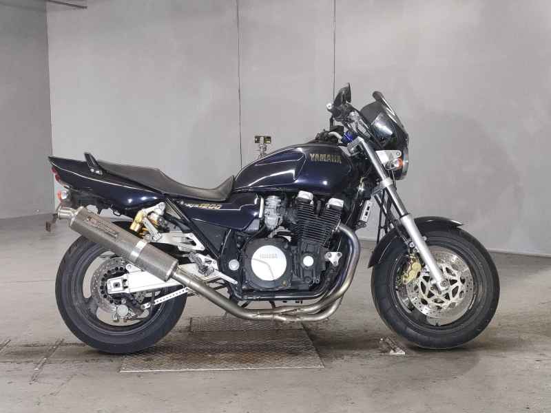 Yamaha XJR1200