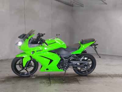 Kawasaki Ninja 250R 2012