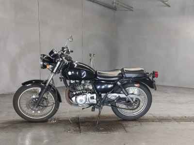 Suzuki ST250