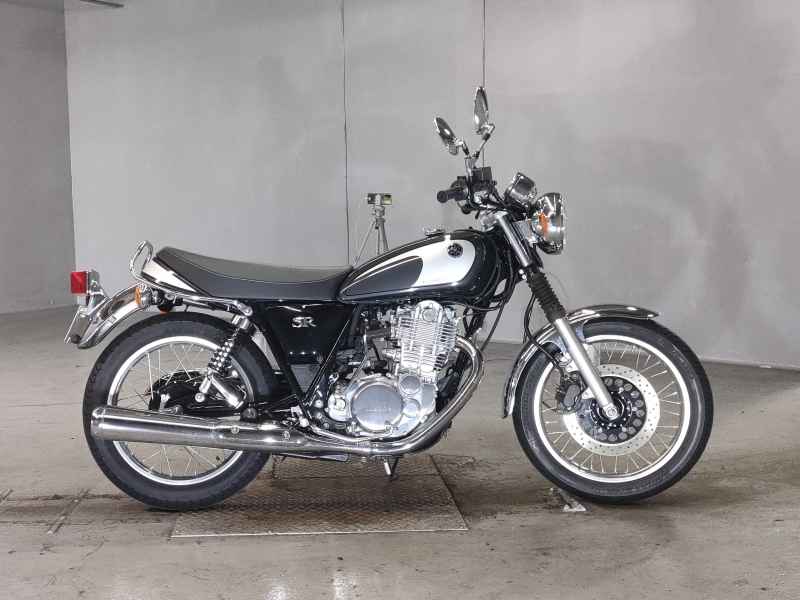Yamaha SR400 2021