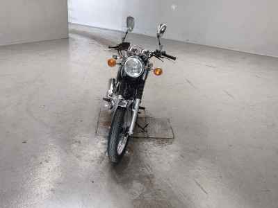 Yamaha SR400 2021