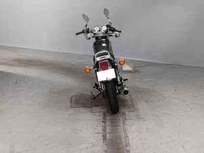 Yamaha SR400 2021