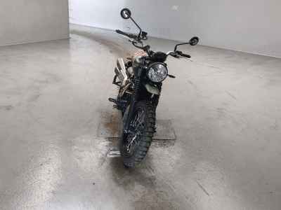 Triumph Street Scrambler 2022