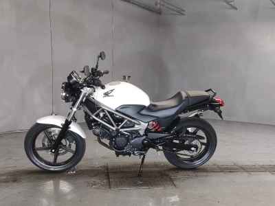 Honda VTR250 2013
