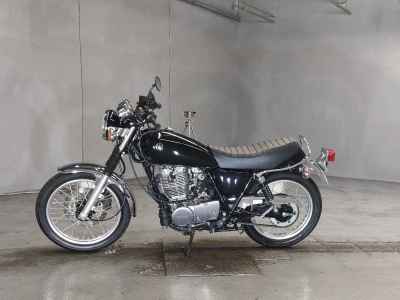 Yamaha SR400 2019