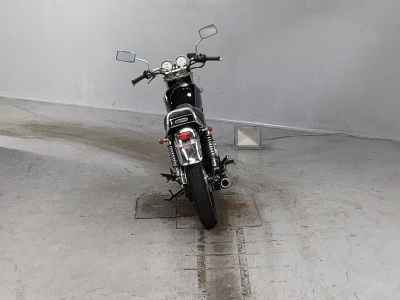 Yamaha SR400 2005