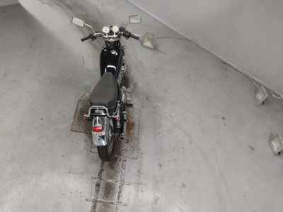 Yamaha SR400 2005